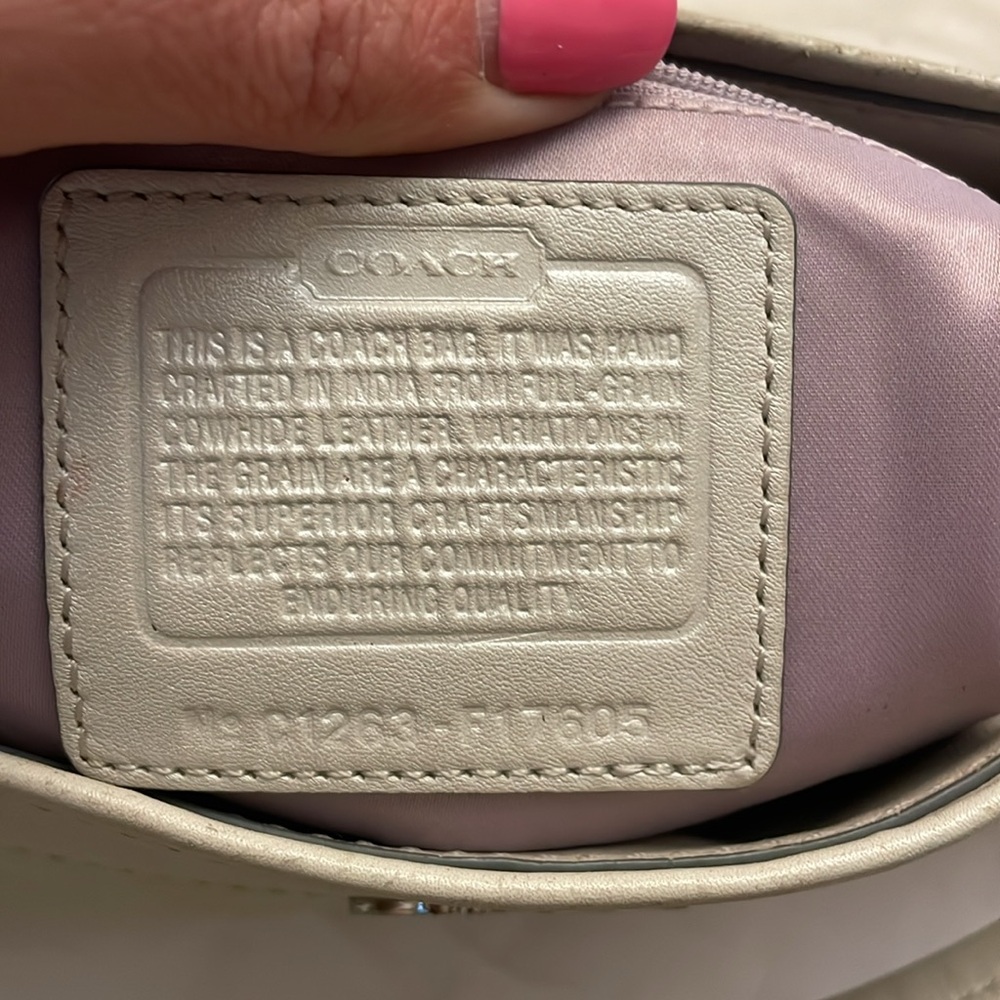 Coach Ashley Leather Handbag F17605 - Picture 9 of 11